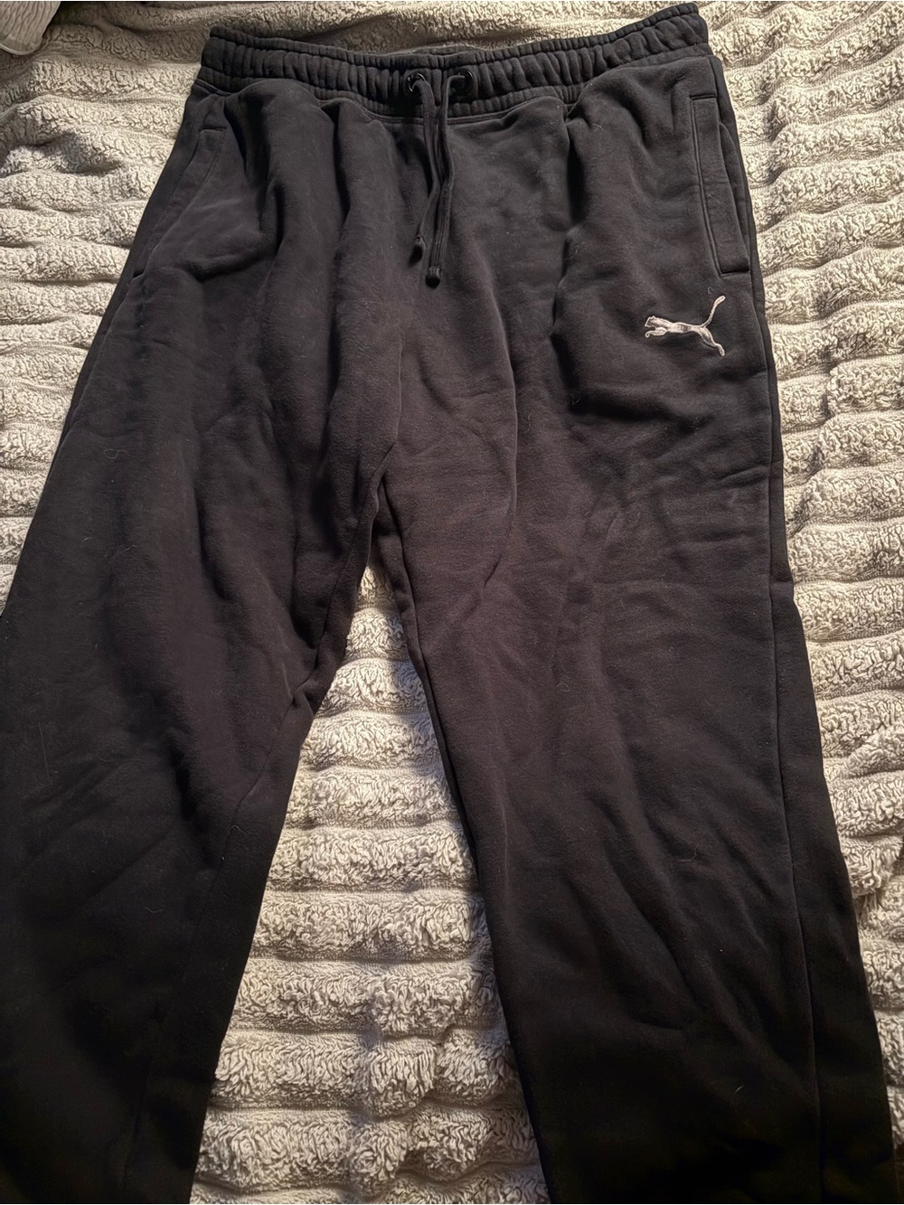 Puma Black Men's Logo Jogger Sweatpants